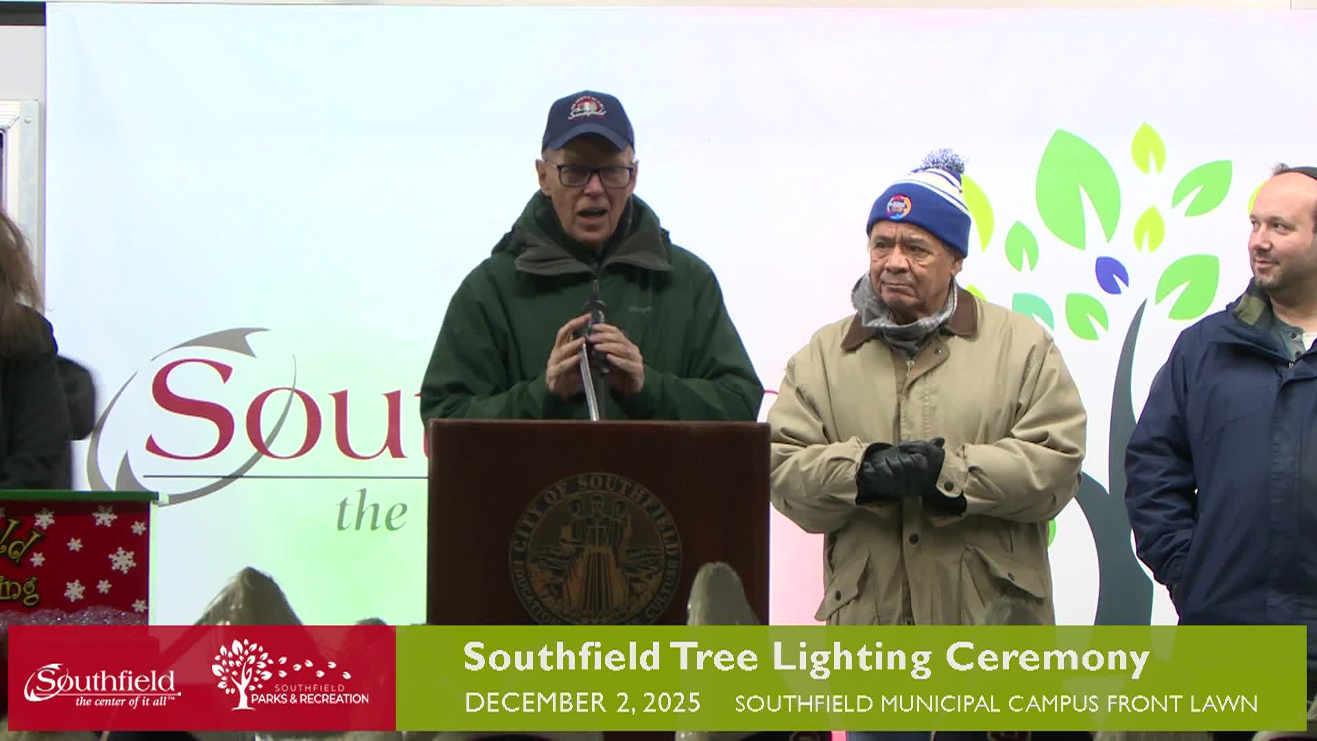 Southfieldnow124_Treelighting25